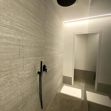 Luxury Penthouse Near Ku-damm *