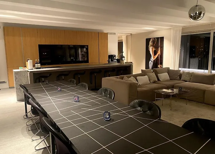 Luxury Penthouse Near Ku-damm شقة برلين