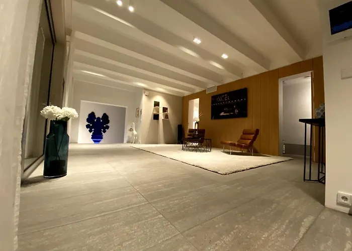 Luxury Penthouse Near Ku-damm شقة برلين