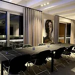 Luxury Penthouse Near Ku-damm *