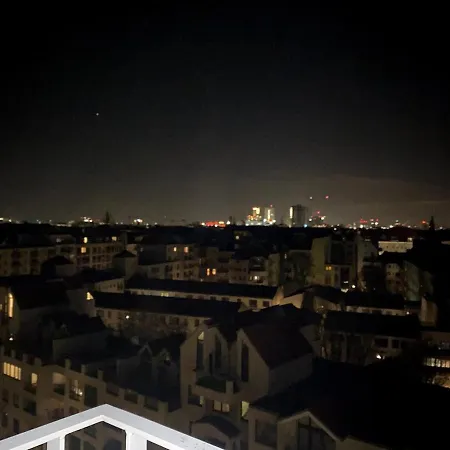 Апартаменты Luxury Penthouse Near Ku-damm Берлин
