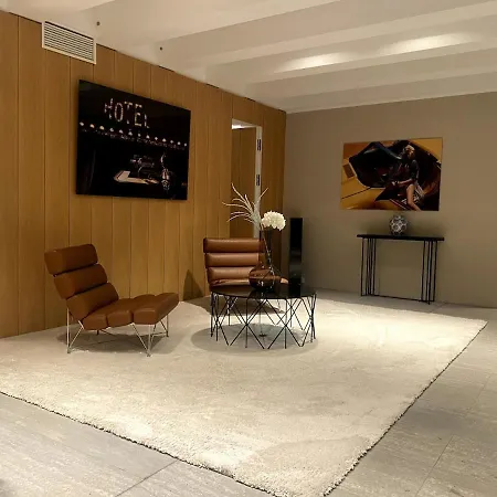 Апартаменты Luxury Penthouse Near Ku-damm Берлин