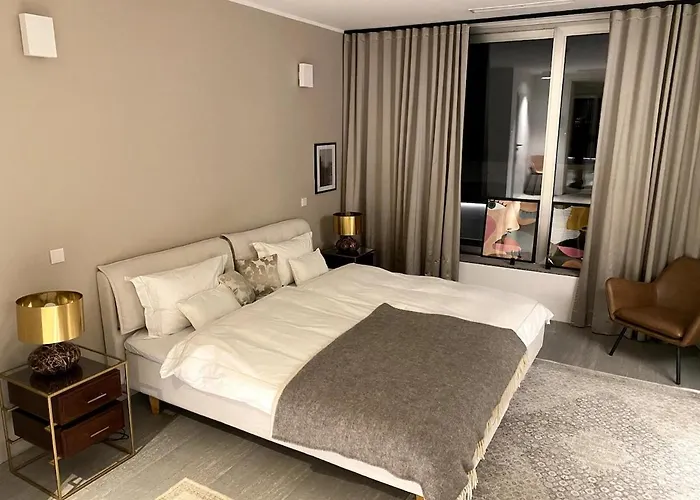 Daire Luxury Penthouse Near Ku-damm Berlin